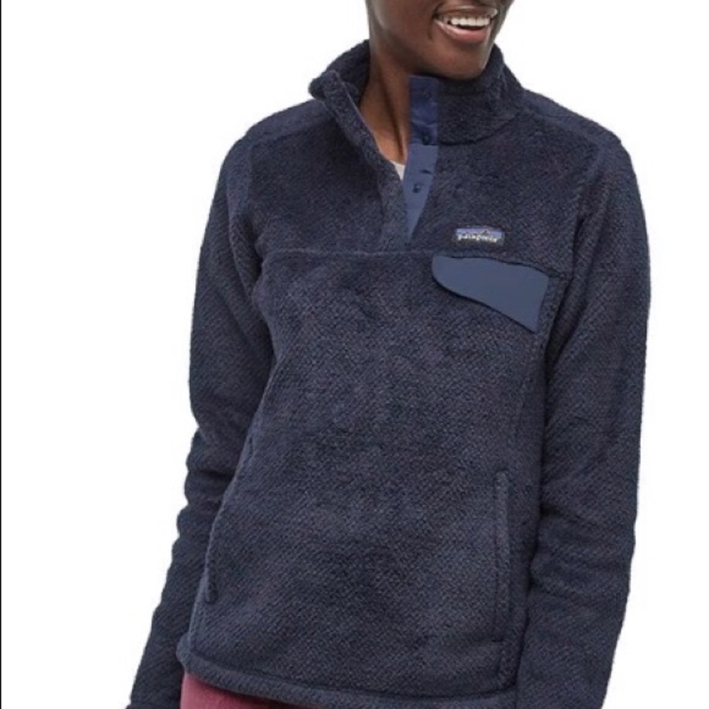 Black Patagonia pull over